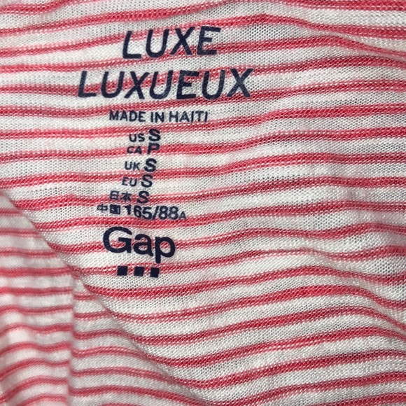 Gap outlet size small striped tank top - Picture 3 of 3